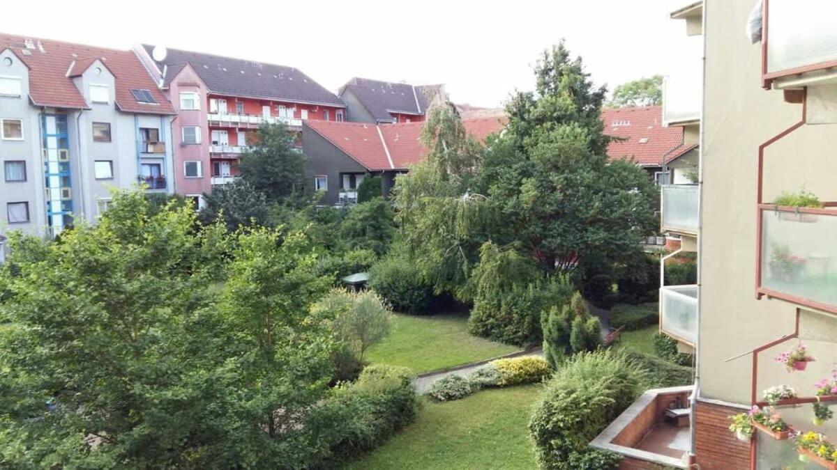 Apartamento Sunny Balcony - Cute And Cozy Budapest Exterior foto