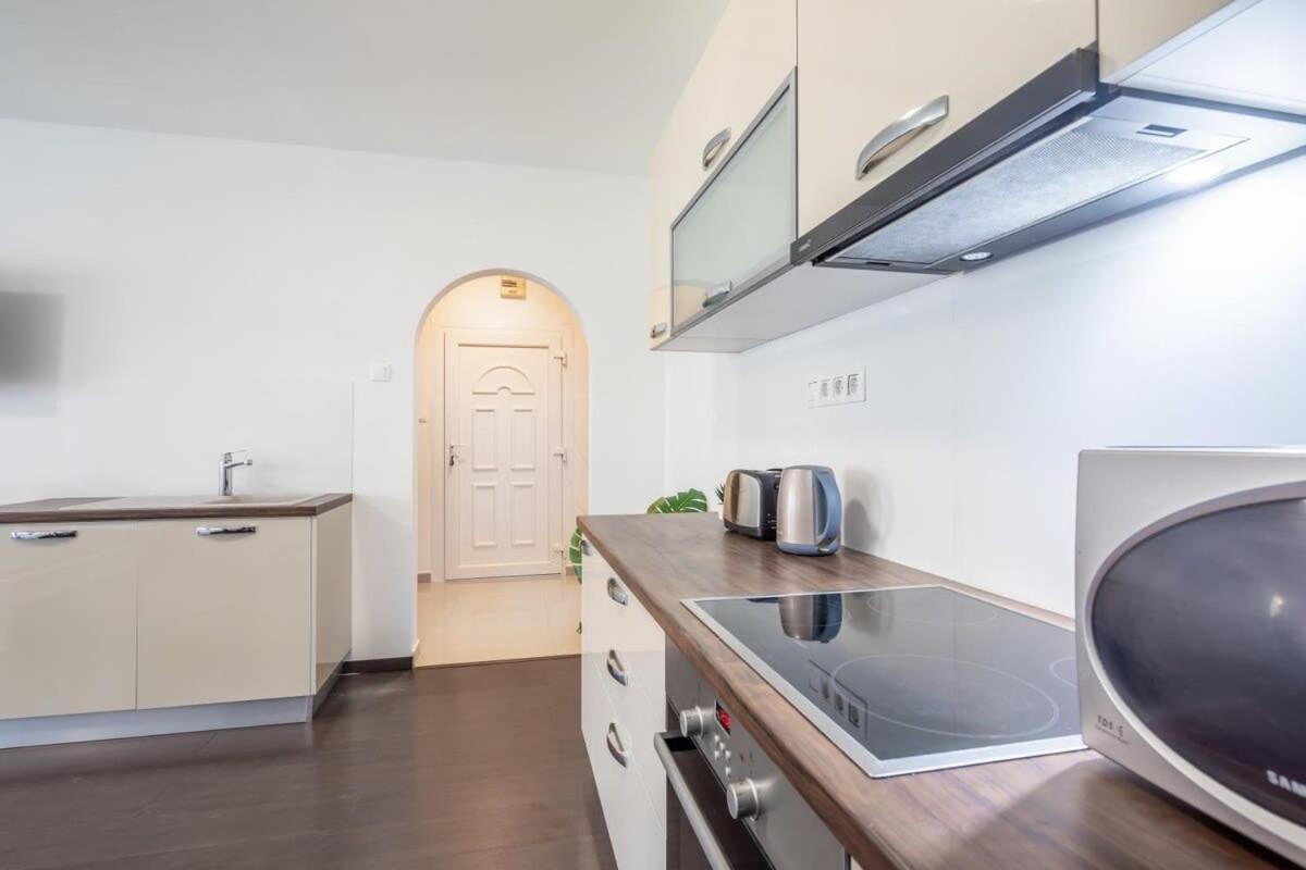 Apartamento Sunny Balcony - Cute And Cozy Budapest Exterior foto