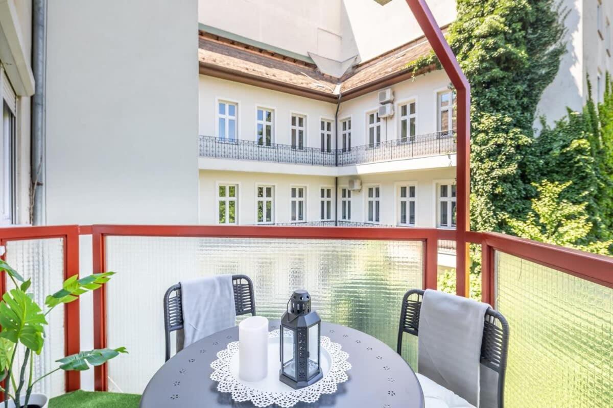 Apartamento Sunny Balcony - Cute And Cozy Budapest Exterior foto