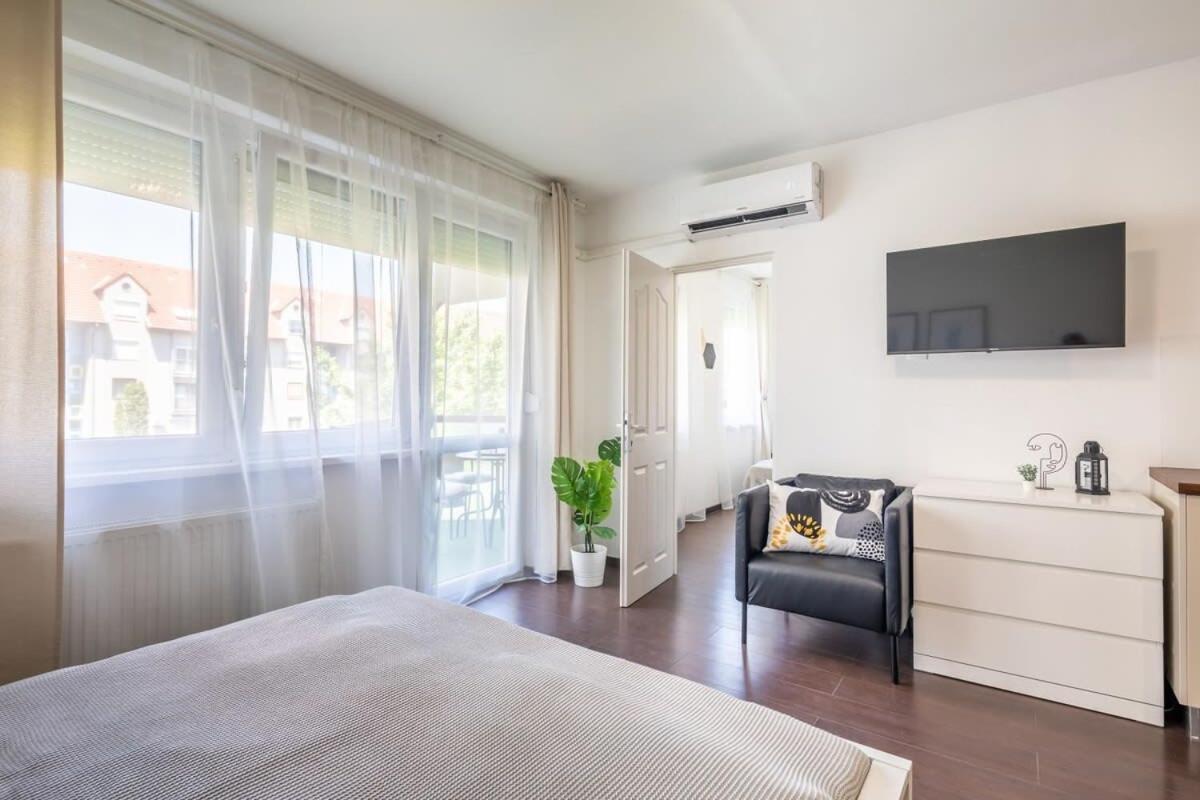 Apartamento Sunny Balcony - Cute And Cozy Budapest Exterior foto