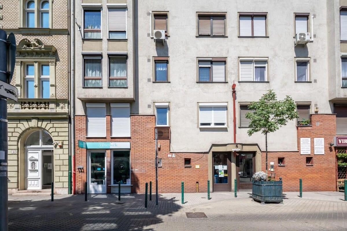 Apartamento Sunny Balcony - Cute And Cozy Budapest Exterior foto