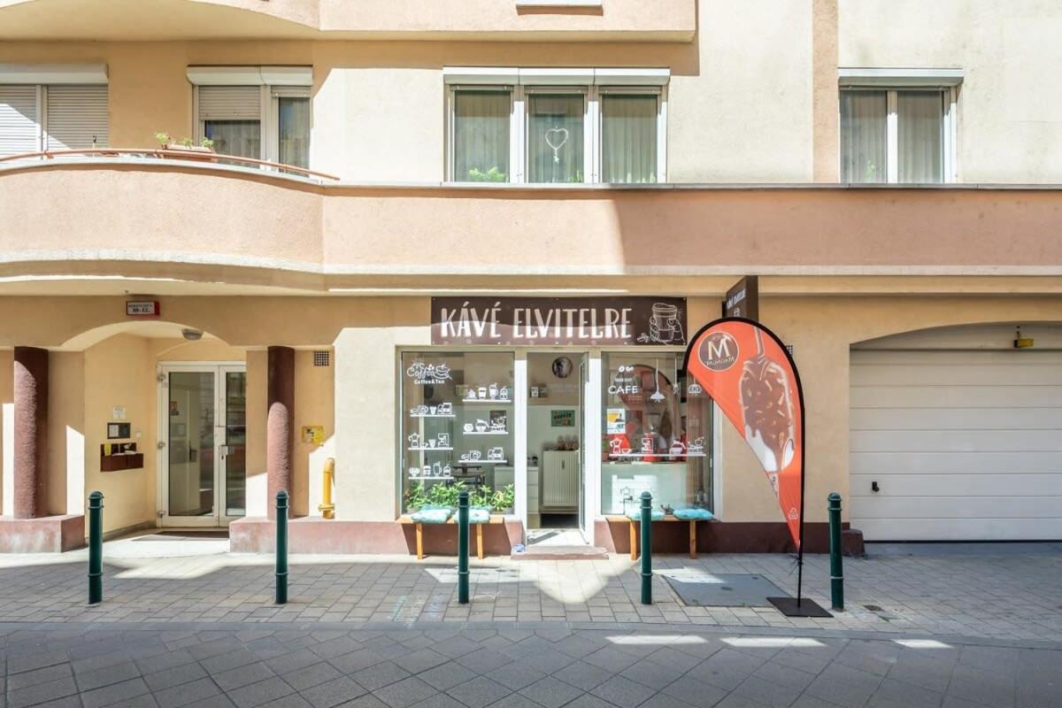 Apartamento Sunny Balcony - Cute And Cozy Budapest Exterior foto
