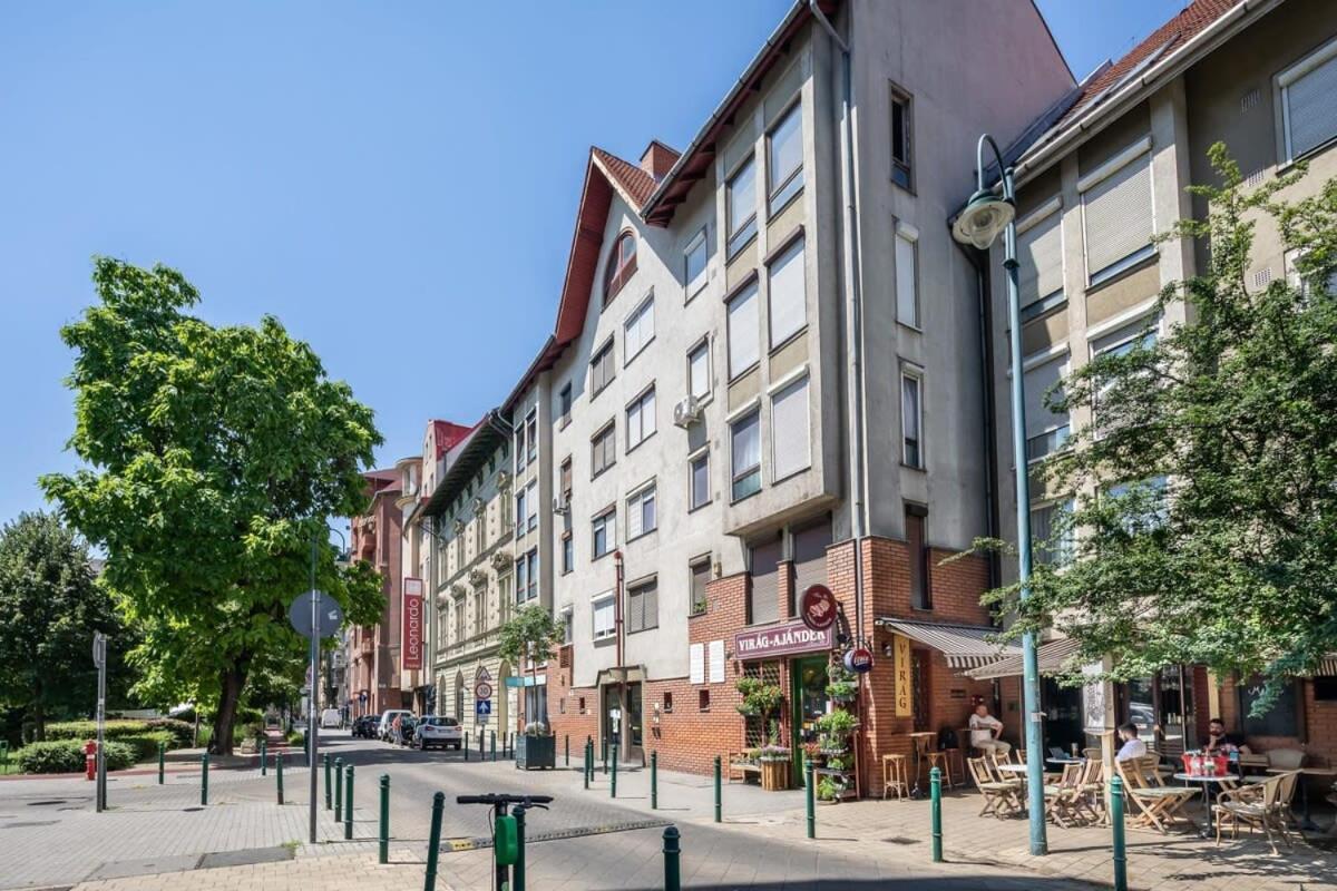 Apartamento Sunny Balcony - Cute And Cozy Budapest Exterior foto
